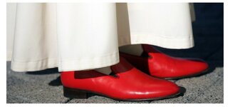red slippers IMG_20180417_172249_951-1.jpg
