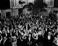 the-photograph-at-the-end-of-stanley-kubricks-the-shining-explained-by-screenwriter2.jpeg the-photograph-at-the-end-of-stanley-kubricks-the-shining-explained-by-screenwriter2.jpeg