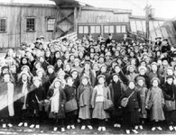 orphan-children-bound-for-canada-4008.jpg