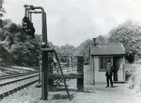 Travelling-Post-Office-apparatus-4.jpg