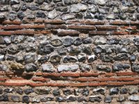 Gariannonum_Burgh_Castle_south_wall_well_preserved_close_up.jpg