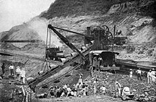 220px-125-French_method_of_excavation_in_Culebra_Cut.jpg