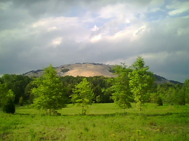 Back_of_Stone_Mountain_Park_2009.jpg