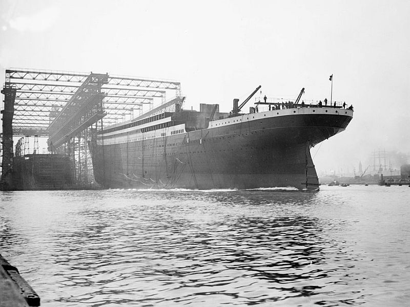 000-Titanic-04-Build-07.jpg