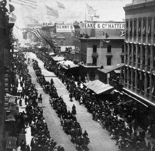 18449