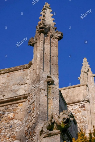 20-01-19-thaxted-essex-englanduk-detail-of-a-gargoyle-on-the-outside-of-the-parish-church-of-s...jpg 20-01-19-thaxted-essex-englanduk-detail-of-a-gargoyle-on-the-outside-of-the-parish-church-of-s...jpg