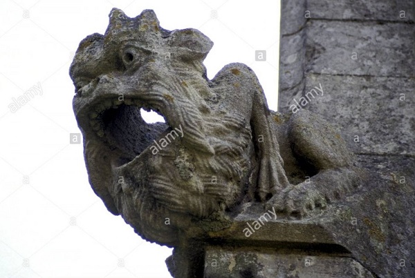 gargoyle-gargoyle-on-the-exterior-wall-of-thaxted-parish-church-MC88BD.jpg gargoyle-gargoyle-on-the-exterior-wall-of-thaxted-parish-church-MC88BD.jpg