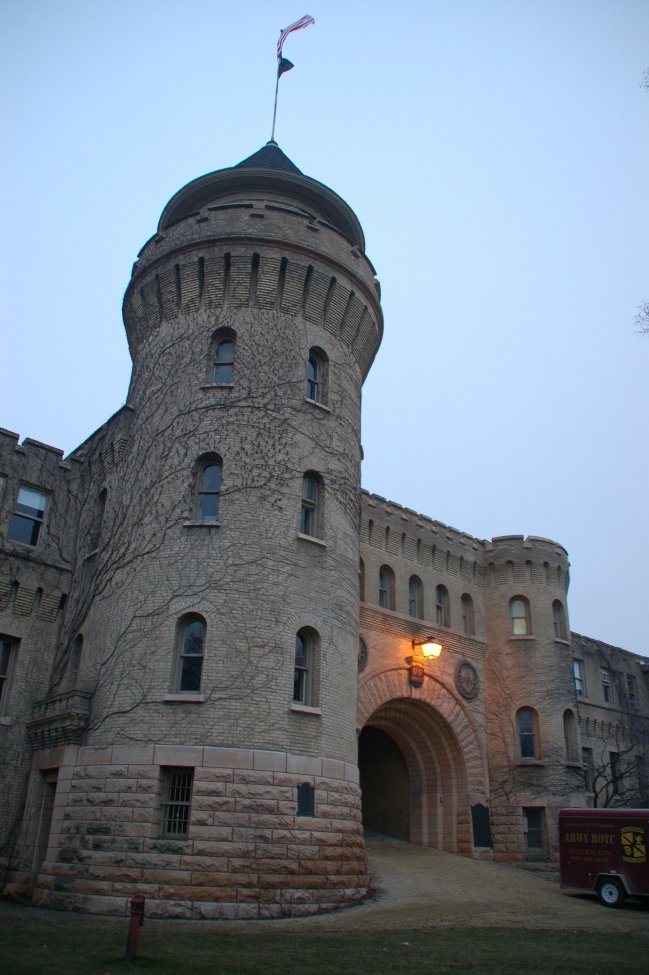 2000px-University_of_Minnesota_Armory_building,_entrance_ramp.jpg 2000px-University_of_Minnesota_Armory_building,_entrance_ramp.jpg