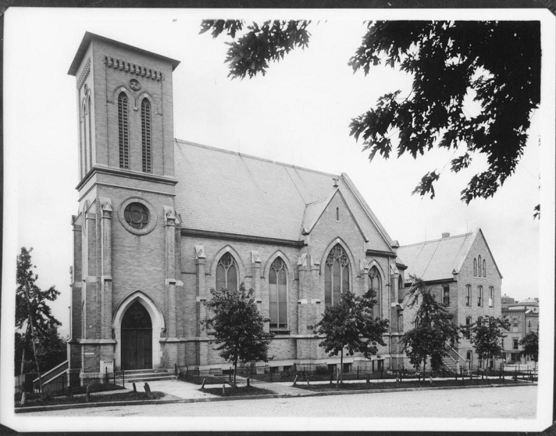 Omaha's St. Mary Magdalene Church_1.jpg