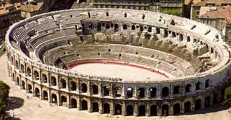 Amphitheatre-Nimes.jpg Amphitheatre-Nimes.jpg