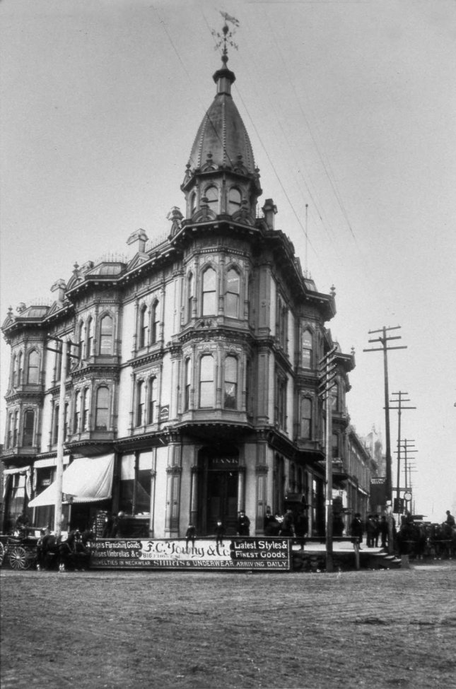 Yesler-Leary Building.jpg Yesler-Leary Building.jpg