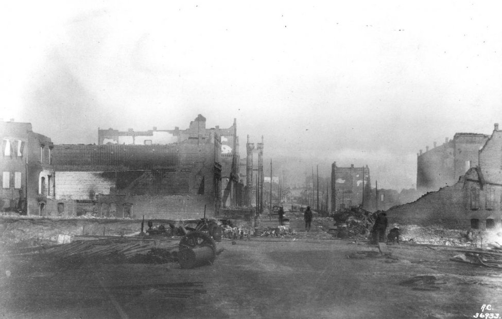 Looking east on Yesler Way from Post St., Seattle, June 5, 1889.jpg Looking east on Yesler Way from Post St., Seattle, June 5, 1889.jpg