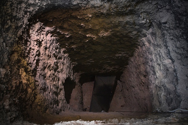 mosul_tunnel_1.jpg mosul_tunnel_1.jpg