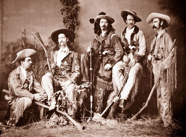 156_P.6.980_Flamboyant-Fraternity-600x441.jpg 156_P.6.980_Flamboyant-Fraternity-600x441.jpg