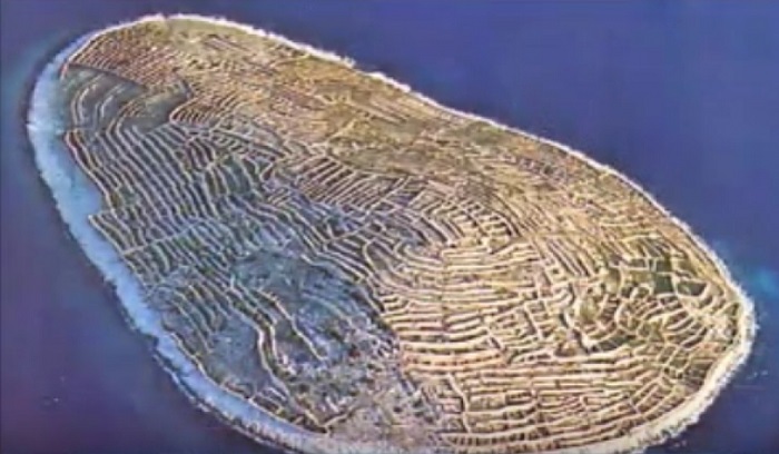 fingertip_island.jpg fingertip_island.jpg