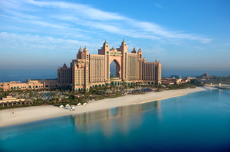 800px-Atlantis,_The_Palm_Exterior_.jpg
