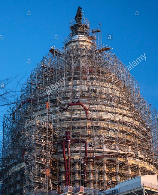 washington-dc-the-us-capitol-building-with-scaffolding-in-place-to-F7KWCM.jpg