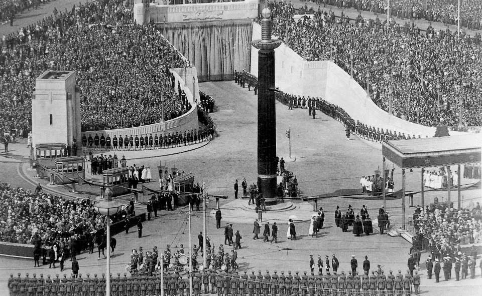 Opening of Queensway.jpg