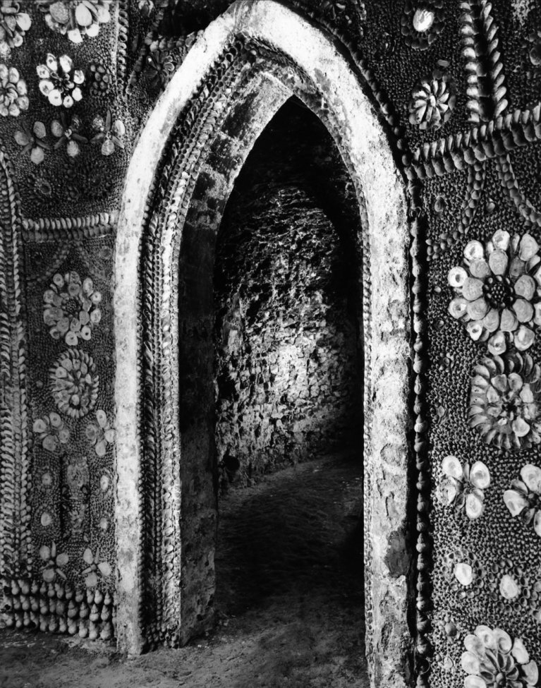 Grotto03.jpg