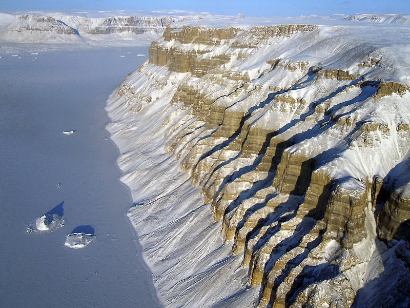800px-Northwest_Greenland_Canyons.jpg