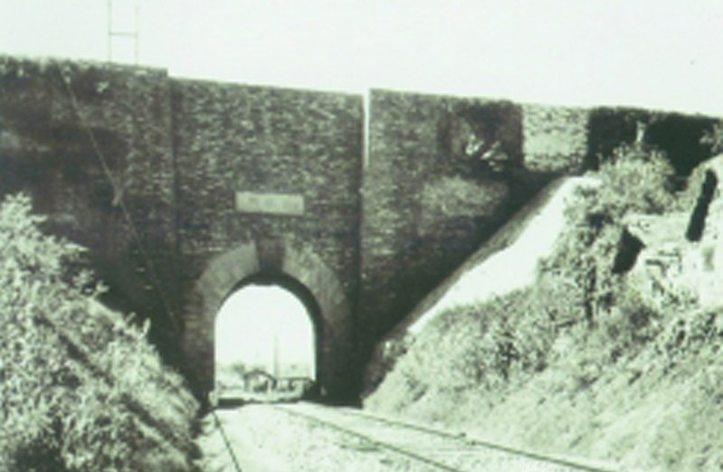 Nanjing_Yuhua_Gate.jpg Nanjing_Yuhua_Gate.jpg