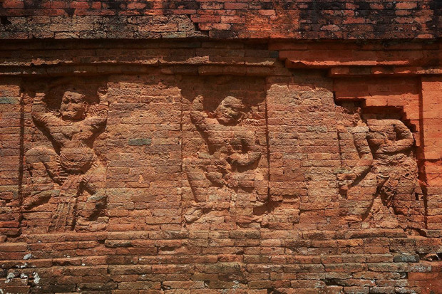 candi_bahal_4_.jpg candi_bahal_4_.jpg