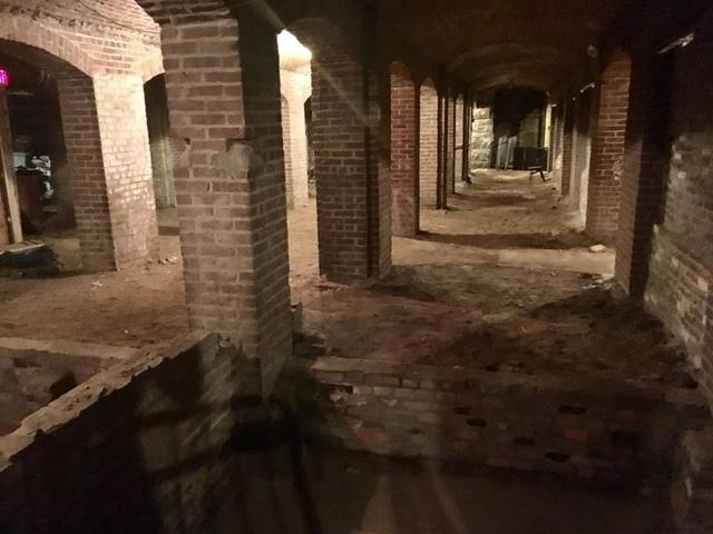 catacombs-indianapolis-2.jpg catacombs-indianapolis-2.jpg