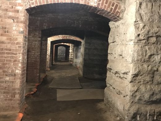 indianapolis_catacombs_1.jpeg indianapolis_catacombs_1.jpeg