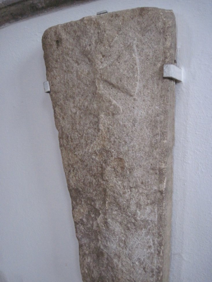 small_maltese_cross_body_stone.JPG