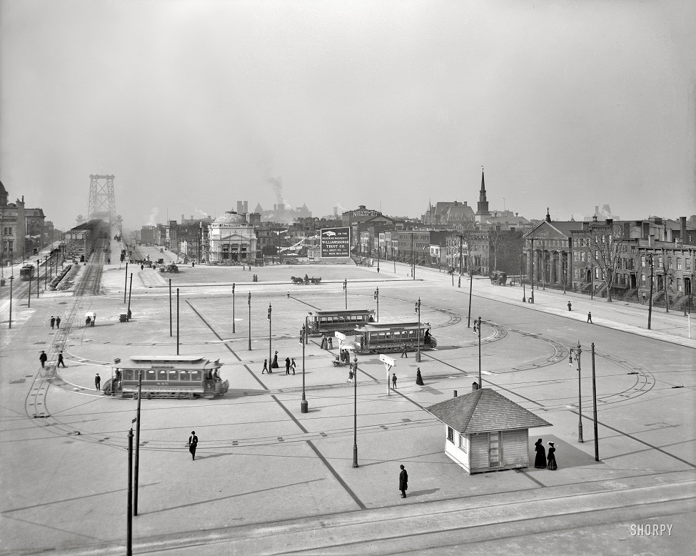 Williamsburg Bridge Plaza - 1.jpg Williamsburg Bridge Plaza - 1.jpg