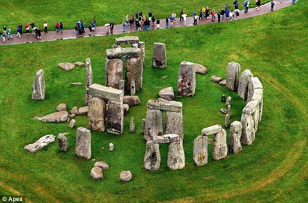 stonehenge.jpg