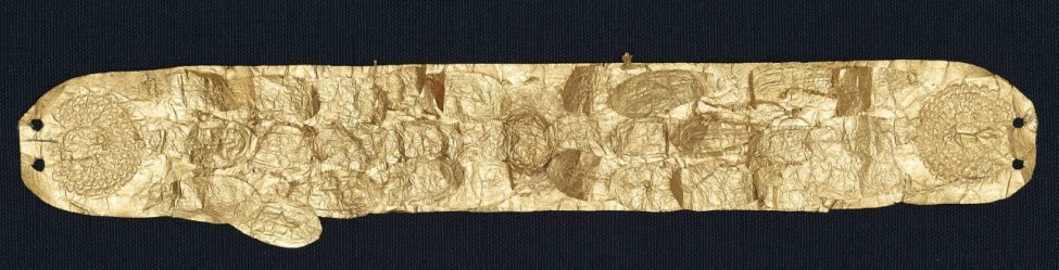 Etruscan peacock wreath.jpg Etruscan peacock wreath.jpg