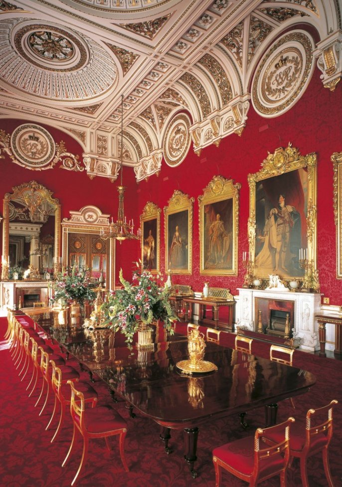 Buckingham-Palace-State-Dining-Room-720x1024.jpg Buckingham-Palace-State-Dining-Room-720x1024.jpg