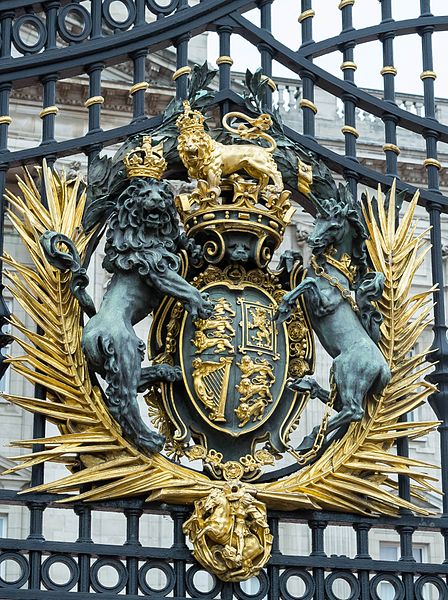 buckingham gate.jpg buckingham gate.jpg