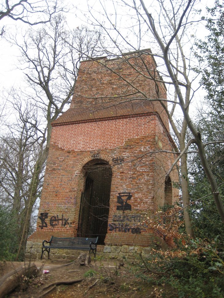 Norris's_Obelisk.jpg Norris's_Obelisk.jpg