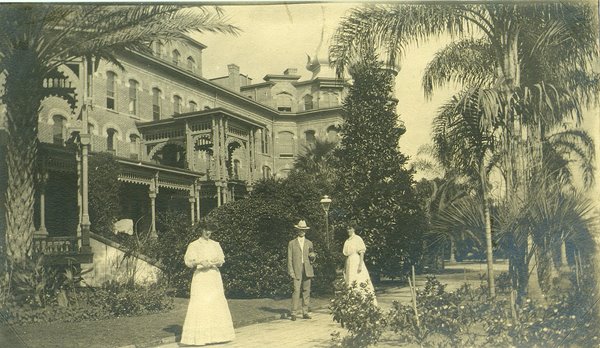 Tampa Bay Hotel Early 1900's.jpg