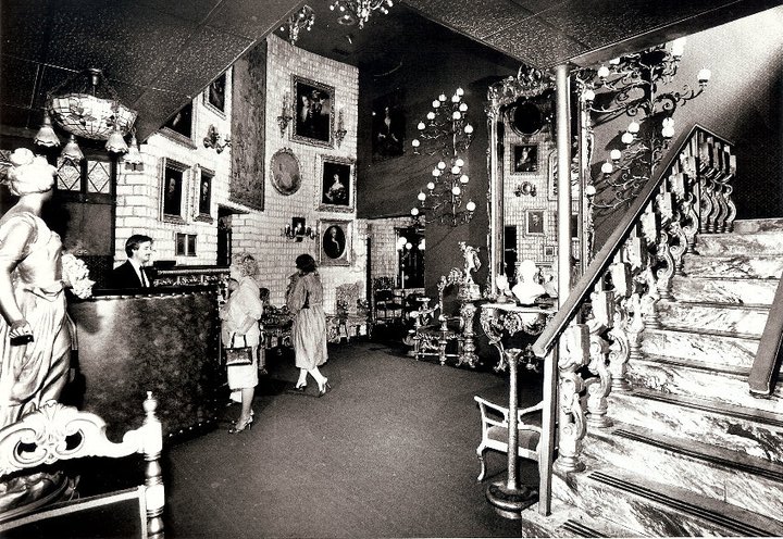 Tampa Bay Hotel- Bar Scene.jpeg