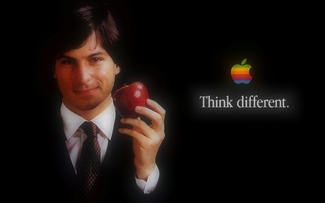 wallpaper-steve-jobs-con-mela-in-mano-retro.jpeg