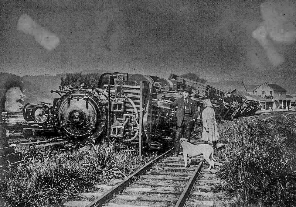 1906-train.jpg 1906-train.jpg