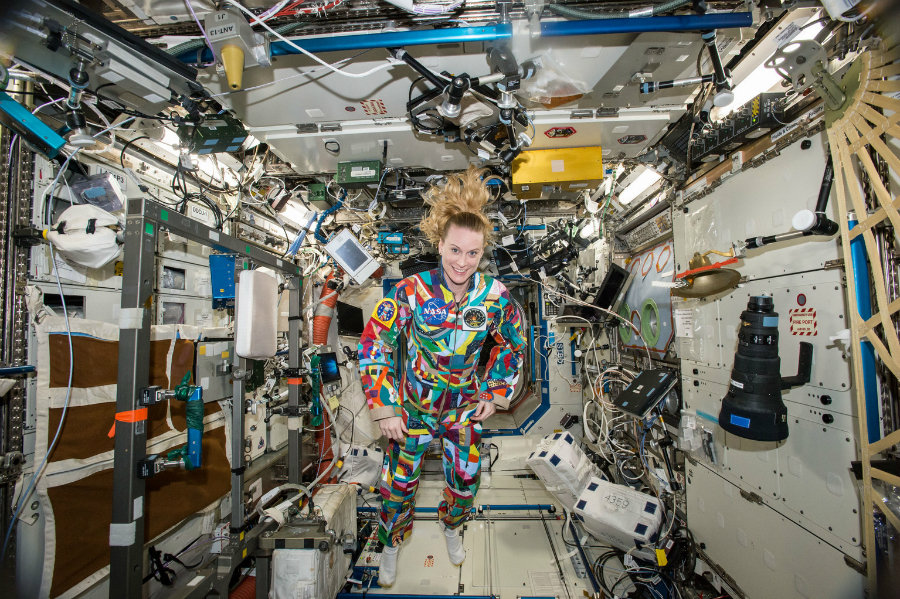 1011628_1_1102-space-station-interior_standard.jpg
