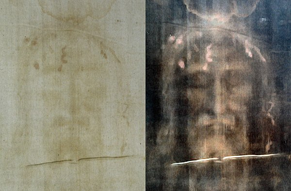 600px-Turin_shroud_positive_and_negative_displaying_original_color_information_708_x_465_pixel...jpg