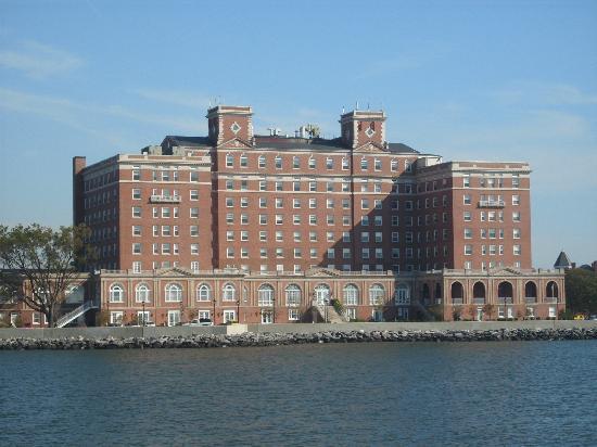 chamberlin-hotel-at-fort.jpg chamberlin-hotel-at-fort.jpg