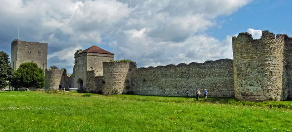 Portchester_Castle-09.jpg Portchester_Castle-09.jpg