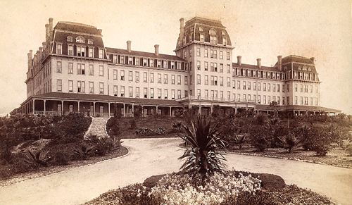 first Raymond_Hotel_1.jpg