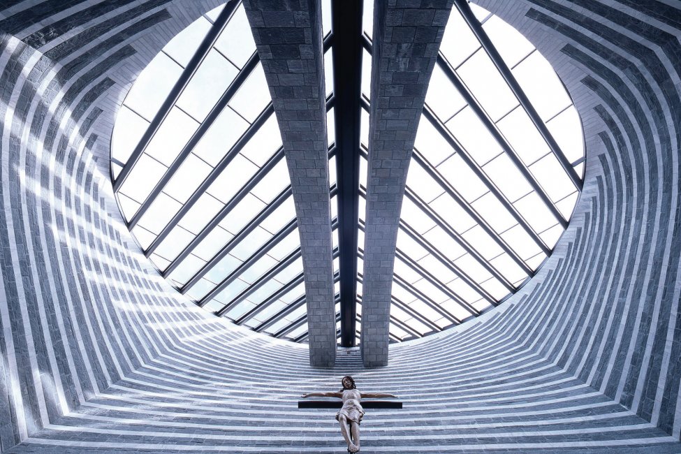 sacral-sapces-mario-botta-1-san-giovanni-battista-church-foto-enrico-cano-hero.jpg sacral-sapces-mario-botta-1-san-giovanni-battista-church-foto-enrico-cano-hero.jpg