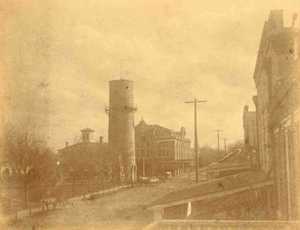 ColumbusTexasWaterTowerNesbittLib.jpg ColumbusTexasWaterTowerNesbittLib.jpg