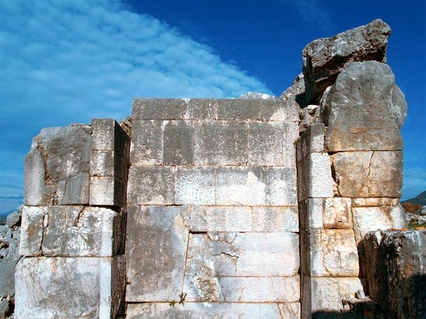 Cyclopean Walls of Daorson